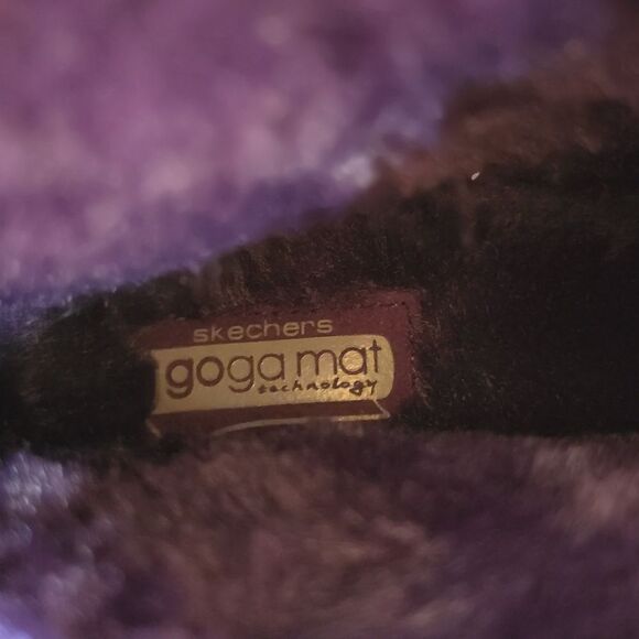 SKECHERS WOMEN'S ON THE GO JOY BUNDLE UP COZY ANKLE BOOTS - Picture 15 of 16